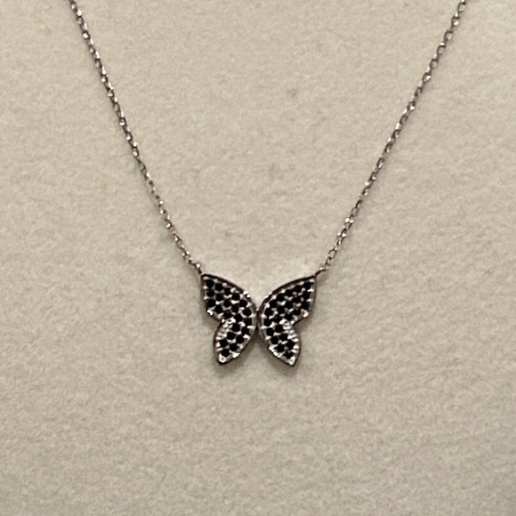 Elegant Cubic Zirconia Encrusted & Black Crystal 925 Silver Butterfly Necklace - Picture 2 of 6